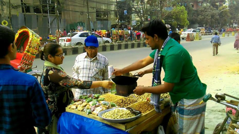 তারুণ্যের ব্যতিক্রমী “ভালোবাসা দিবস” পালন!