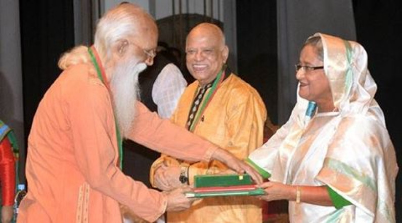 ‘প্রধানমন্ত্রী এভাবে আমাকে বোল্ড করবেন, আমি কল্পনাও করিনি’ ‘প্রধানমন্ত্রী এভাবে আমাকে বোল্ড করবেন, আমি কল্পনাও করিনি’