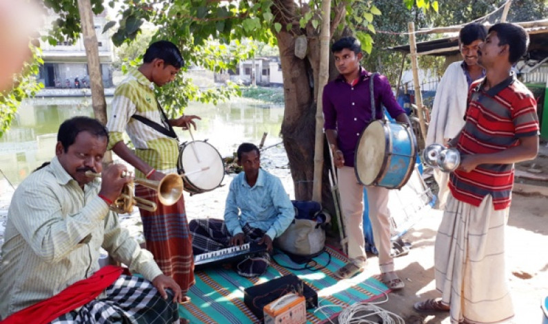 ইতিহাস স্বরণে সমসাময়িক বাদ্যযন্ত্রে মানব জীবনযাত্রার কাহিনী 