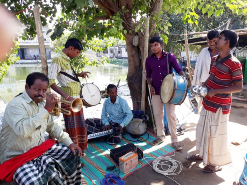 ইতিহাস স্বরণে সমসাময়িক বাদ্যযন্ত্রে মানব জীবনযাত্রার কাহিনী  ইতিহাস স্বরণে সমসাময়িক বাদ্যযন্ত্রে মানব জীবনযাত্রার কাহিনী
