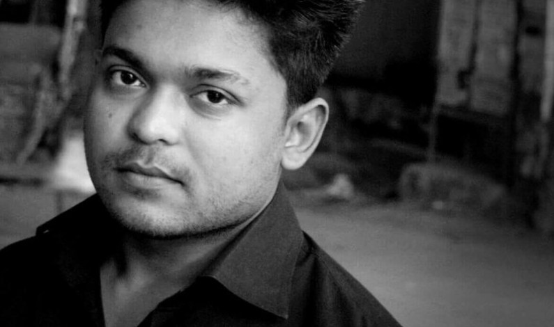 আত্নহত্যা কি প্রতিবাদের ভাষা? আত্নহত্যা কি প্রতিবাদের ভাষা?